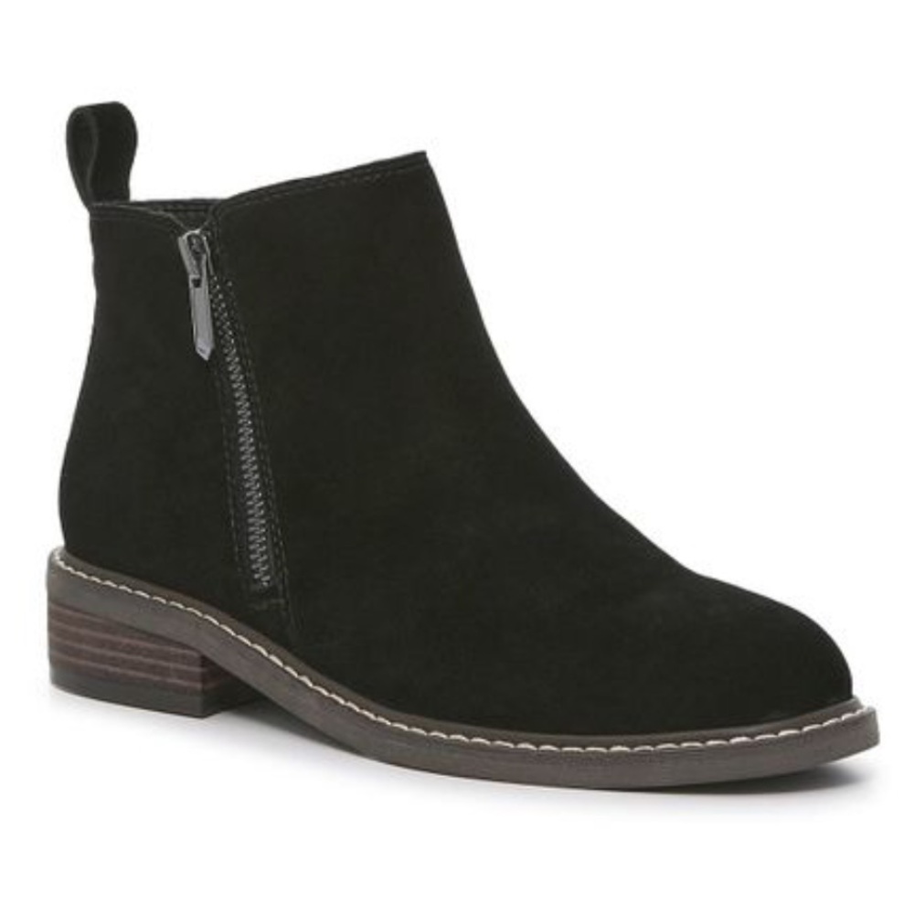 NEW Crown Vintage
Women's Black Gorgie Booties - Picture 9 of 9